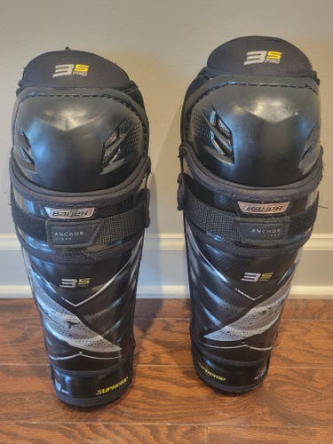 12" Bauer Supreme 3S Pro Shin Pads - Lightly Used