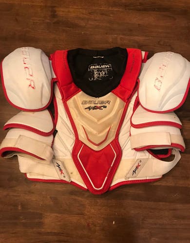 Senior Small Bauer Vapor APX2 Shoulder Pads