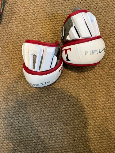 Maverik Max Elbow Caps