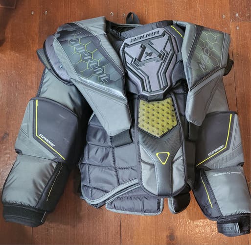 Used Senior Large Bauer Mach Goalie Chest Protector