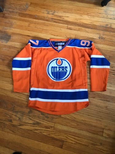 New Connor McDavid Oilers Jersey