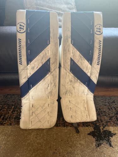 Used 26" Warrior Ritual G4 Goalie Leg Pads