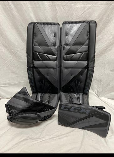 33" CCM Pro Stock Eflex 5 Goalie Leg Pads