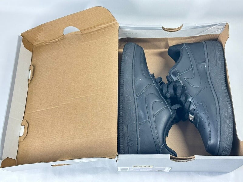 Nike Air Force 1 (GS) Triple Black 314192 009 Size 4Y with BOX