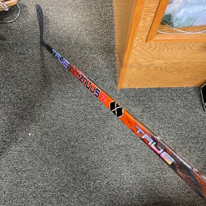 New Intermediate True Right Handed Hzrdus 7x Hockey Stick TC4