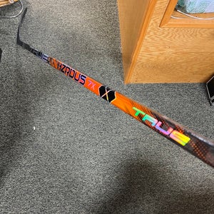 New Senior True Left Hand Hzrdus 7x Hockey Stick TC2.5