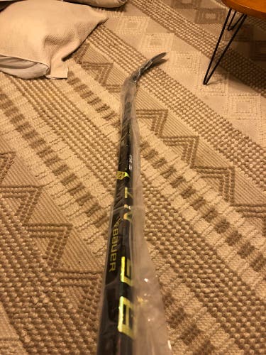 Brand New Bauer Agent P92 70 Flex LH