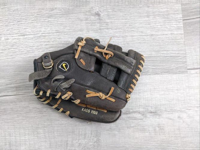 Used Nike Right Hand Throw Baseball Glove 11.5"