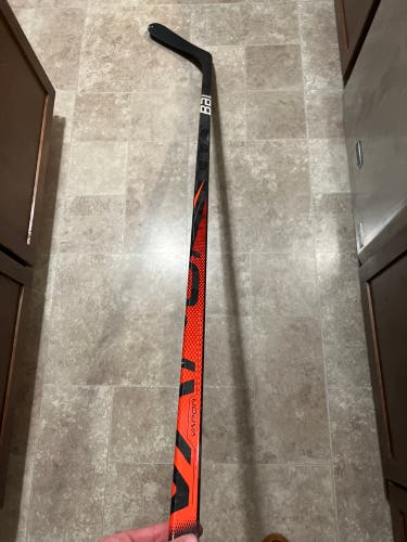 Used Left Hand P92 Vapor FlyLite Hockey Stick