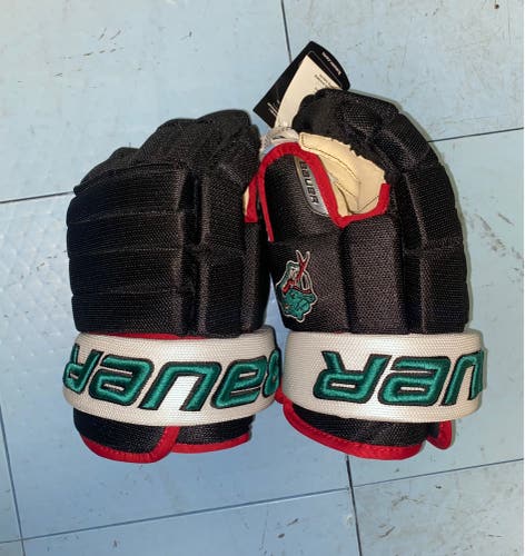 New Bauer Nexus Pro Team Gloves 14”