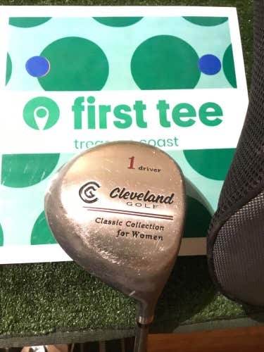 Cleveland Ladies Classic Collection Driver Graphite Shaft