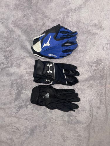 New Medium Adidas, Mizuno, under armour batting gloves ALL 3