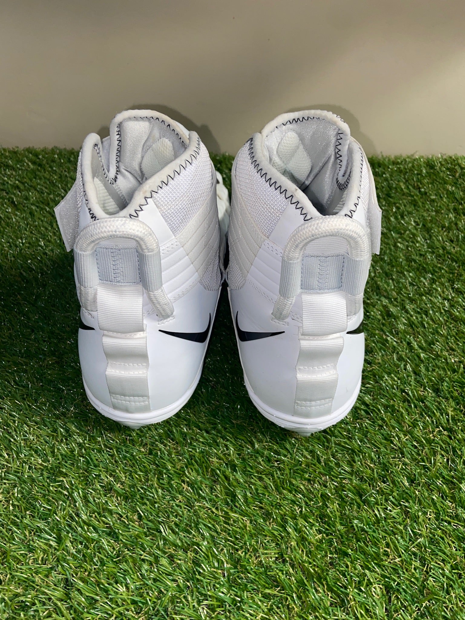Size 15 Nike Lunarbeast Elite Detachable Football Cleats White/Green NEW Sample Nike Legend 10 Elite LV8 FG Soccer Cleats (Stadium Green  main image 2