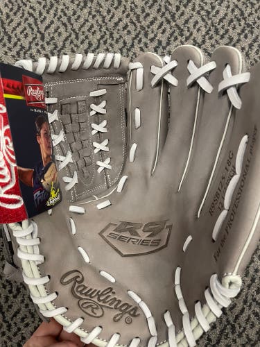 Rawlings R9 Series 12.5” R9SB125-18G softball glove