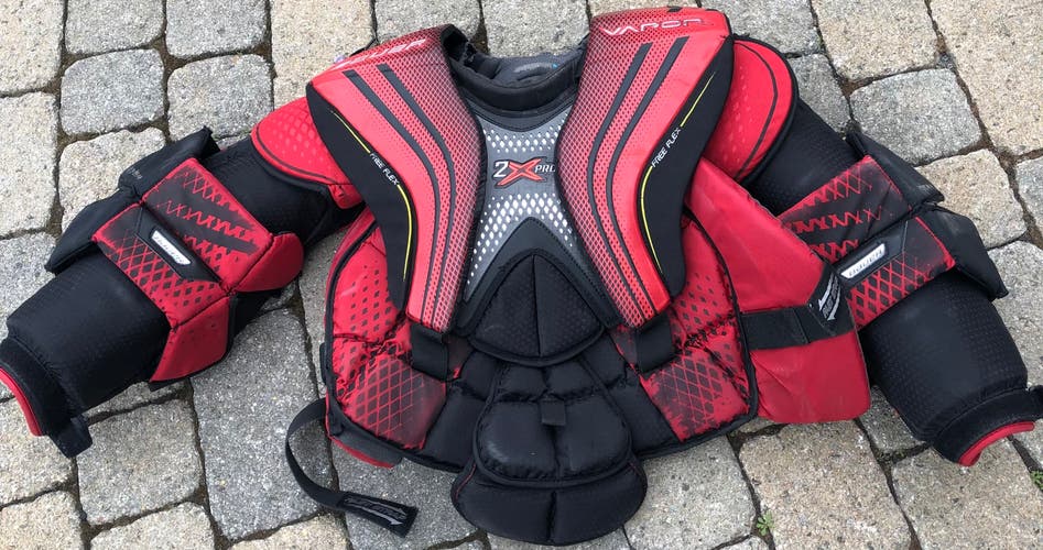 Used Medium Bauer Vapor 2X Pro Goalie Chest Protector Pro Stock