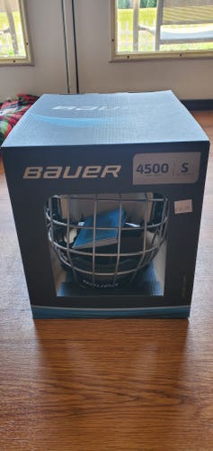 New Small Bauer 4500 Helmet