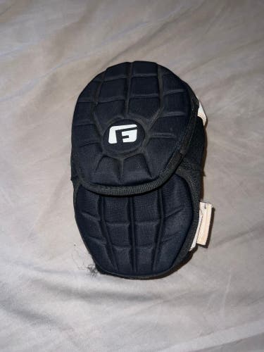 Used S/M G Form Elite 2 Elbow Guard