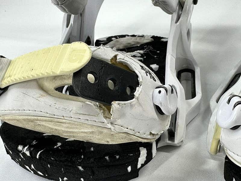 Size S (6-8) Burton Cartel EST Mens Snowboard Bindings #360