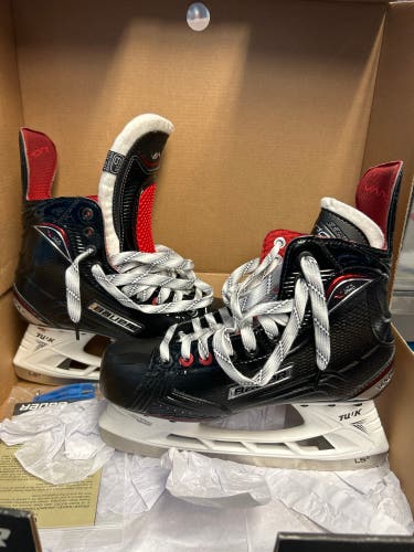 New Bauer Extra Wide Width  Size 6.5 Vapor X LTX Pro Hockey Skates