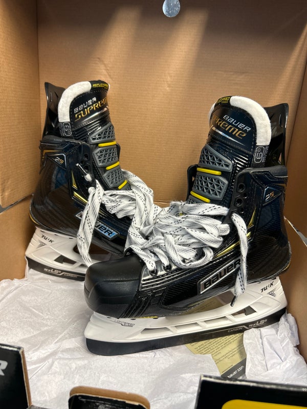 Bauer Supreme 2S Pro Hockey Skates - Size 6D - NCAA – HockeyStickMan