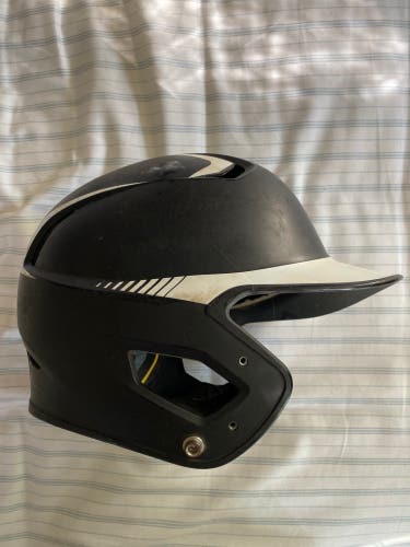6 7/8 - 7 5/8 Easton Z5 Batting Helmet