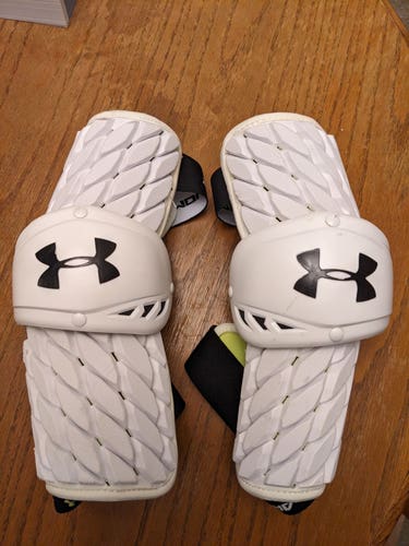 Used Under Armour Large VFT Arm Guards (read description)