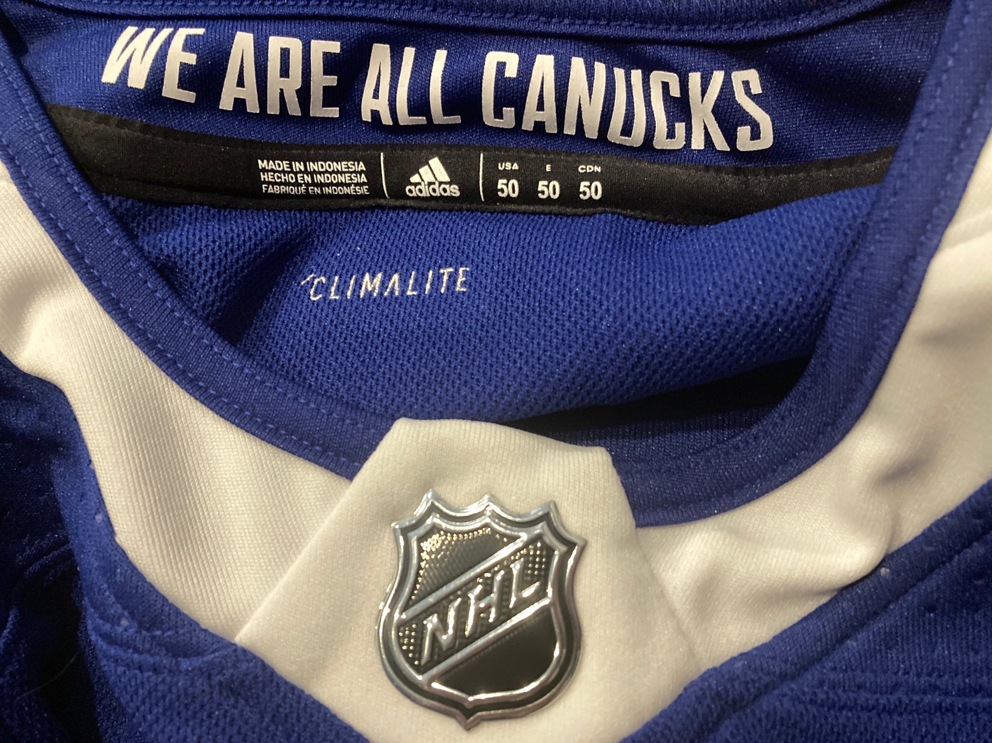 adidas Vancouver Canucks NHL Men's Climalite Authentic Team NHL Hockey  Jersey