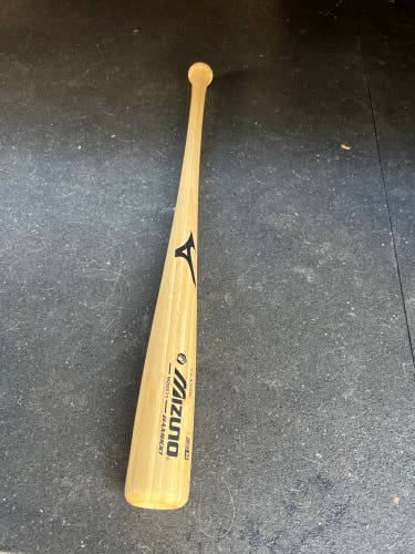 Used Mizuno Mzb271 Bamboo 32" Wood Bats
