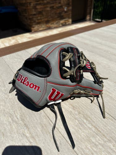 Infield 11.75" A2000 Baseball Glove