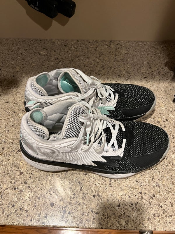 Adidas Men’s size 11.5 University of Louisville Shoes