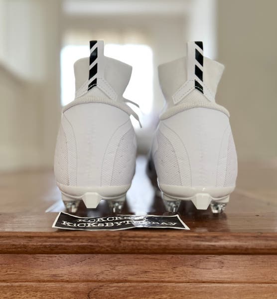 Nike Vapor Untouchable Pro 3 D Football Cleats White A03022  display picture 1