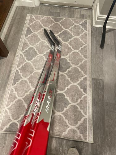 2- Pack Left Hand PM9 Pro Stock Vapor ADV Dressed As Canada Hyperlite Hockey Stick