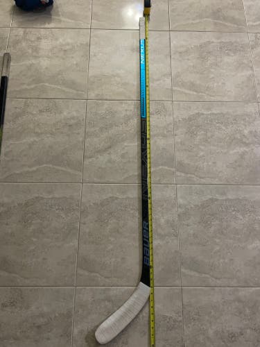 Senior Right Handed P88 Bauer Nexus 2N Pro Hockey Stick