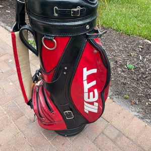 Zett Golf Staff Bag classic style with 6 club dividers and shoulder strap