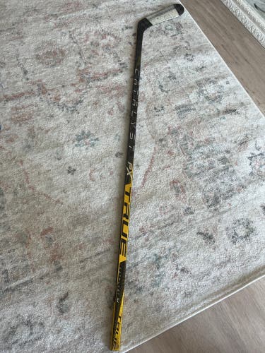 Senior Right Handed TC2 Pro Stock Catalyst PX Hockey Stick