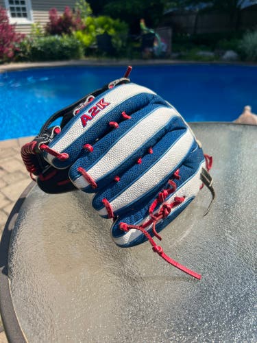 Used 2022 Right Hand Throw 12.5" A2K MB50 Baseball Glove
