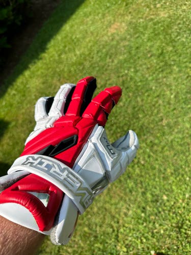 RED/WHITE Maryland Lacrosse Gloves