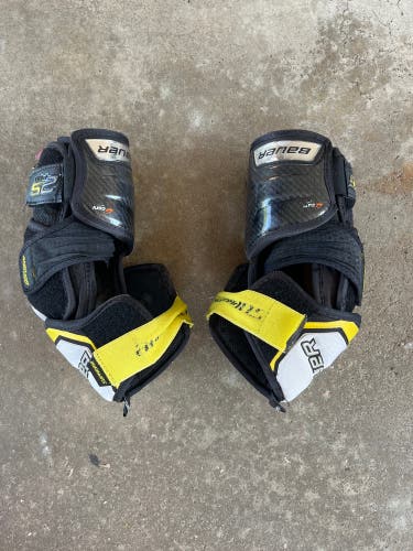 Used Small Bauer  Supreme 2S Pro Elbow Pads