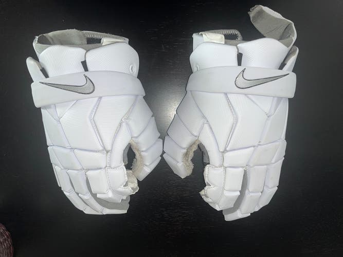 Used Nike Large Vapor Lacrosse Gloves