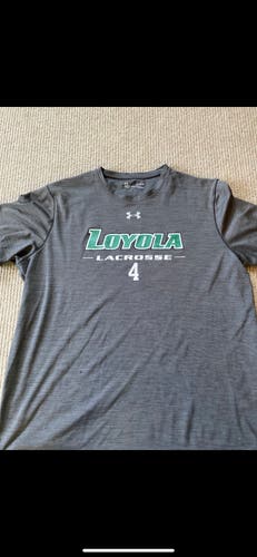 Loyola University Team Issued Men's Under Armour Shirt