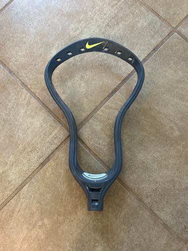 Nike Gray/Volt Lakota