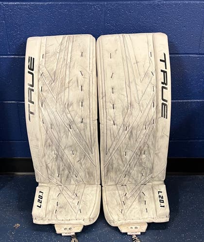True Lefevre 20.1 goalie leg pads