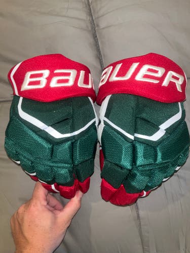 BAUER 2S PRO GLOVES 13” SHORT CUFF DEVILS REVERSE RETRO