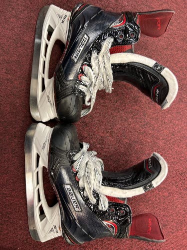 Used Bauer Extra Wide Width  Size 4 Vapor XLTX Pro+ Hockey Skates