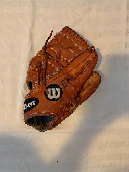 Used Wilson A2K B212 Right Hand Throw Pitcher Baseball Glove 12"