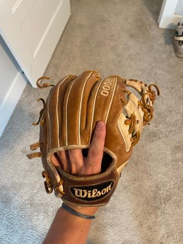 Infield 11.5" A2000 Baseball Glove