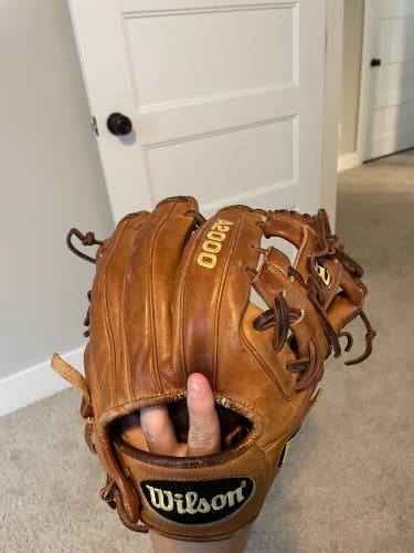 Infield 11.5" A2000 Baseball Glove