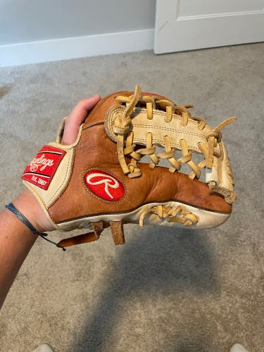 Used Infield 11.5" Gold Glove Elite Baseball Glove