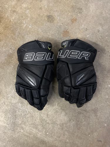 Used Bauer 12" Vapor 2X Pro Gloves