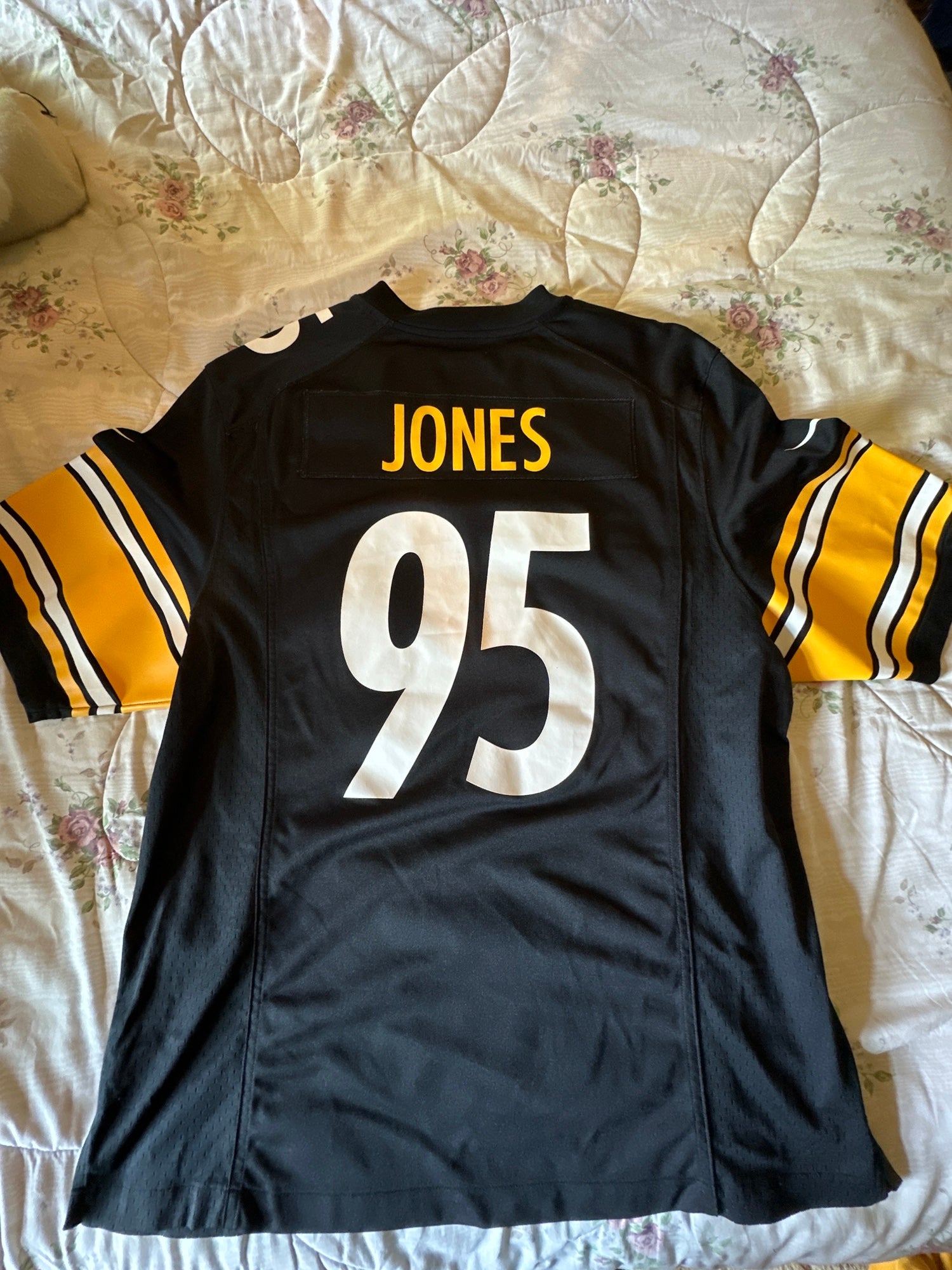 Men's Nike George Pickens Black Pittsburgh Steelers Player Name & Number T-Shirt Size: Large